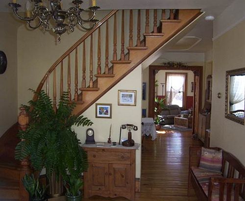 Ici Et Maintenant Bed & Breakfast Magog Exterior photo